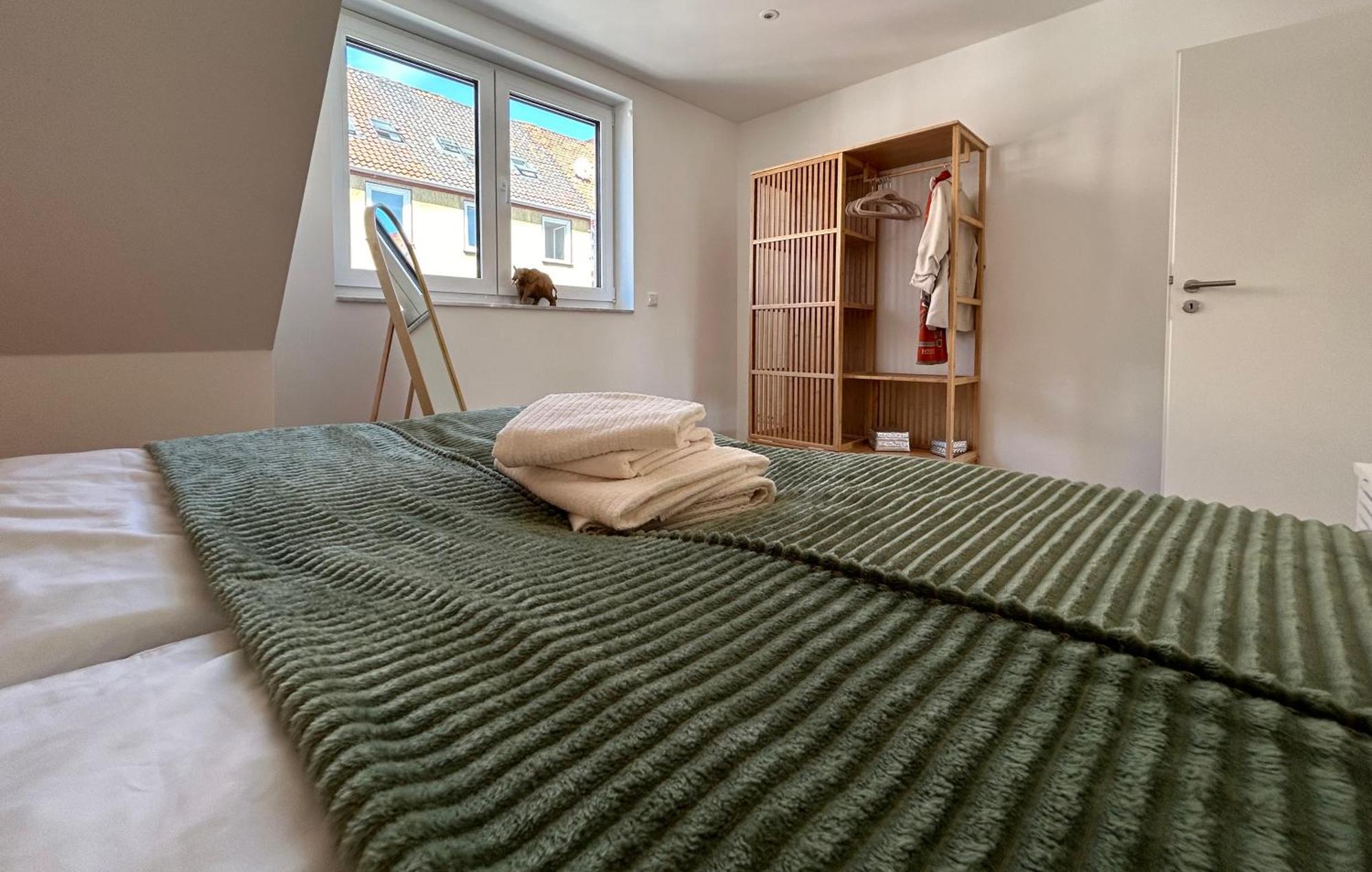 Neues Trendy Dachgeschossloft Apartment Hannover Bagian luar foto